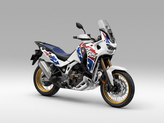 483902_Bold_new_graphics_and_colour_options_for_25YM_Honda_CRF1100L_Africa_Twin