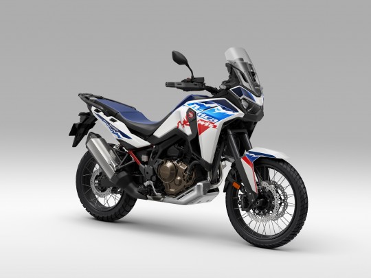 483898_Bold_new_graphics_and_colour_options_for_25YM_Honda_CRF1100L_Africa_Twin