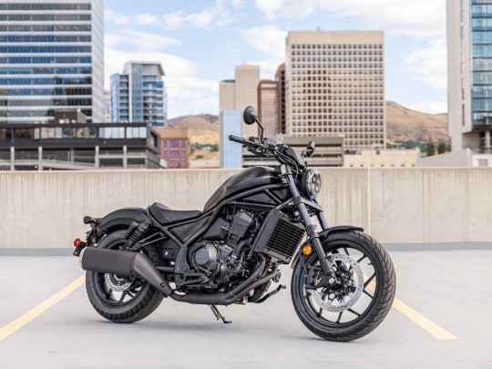 500536_25YM_Honda_CMX1100_Rebel