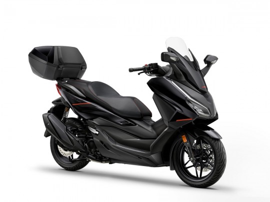 26YM_Forza_350_Studio_PEARL_NIGHTSTAR_BLACK_NHA84_SMART_TOP_BOX_RFQ.5fddf534