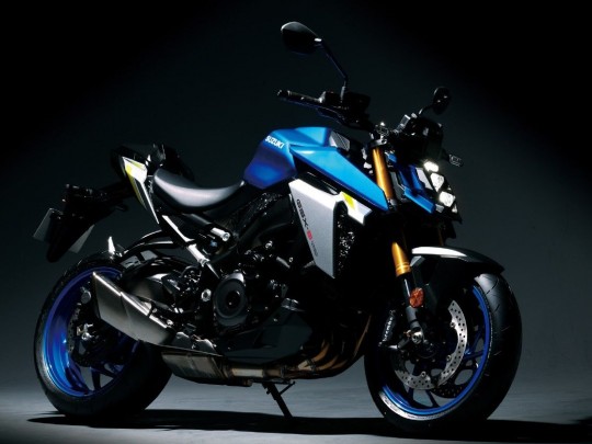 2022-suzuki-gsx-s1000-2